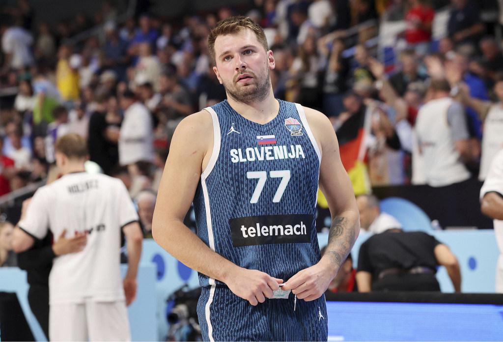 开云登录-东契奇燃尽了自己，也燃起了湖人球迷的期待