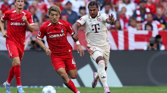 开云入口-穆勒的“纪录秀”和孔帕尼的“整活秀”，被裁判抢了戏