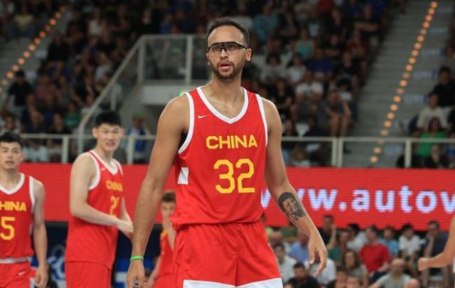 开云入口-【夜读】儿大不由乔