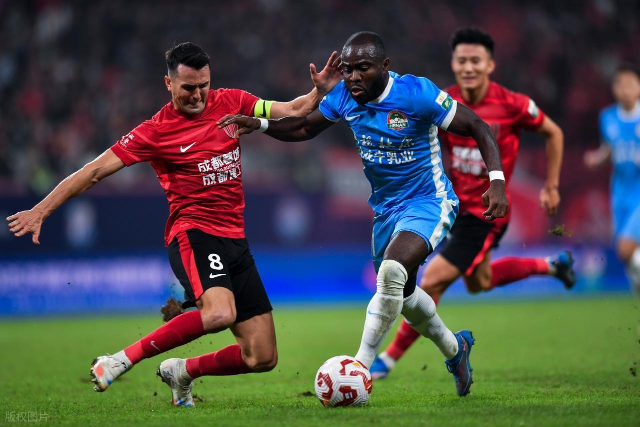 开云中国-背刺？同样是500万顶薪，嘴里说着喜欢蓉城，周定洋却去了新鹏城