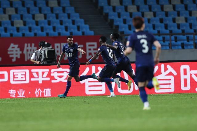 开云官网-【中超】奥乌苏洛卡迪亚破门 沧州2比1胜10人浙江