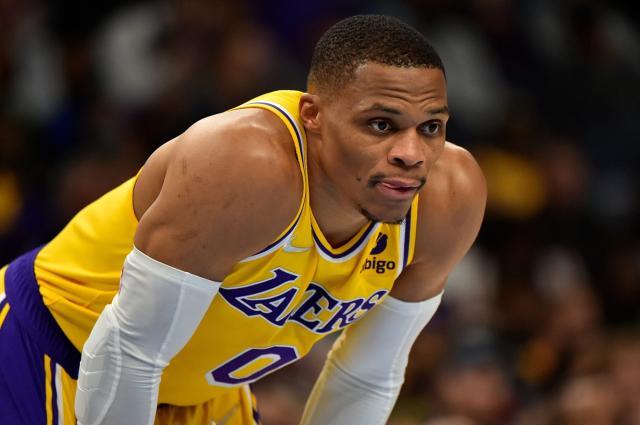 开云官网-哈姆用人策略遭到质疑 美记认为詹韦关系跌入冰点