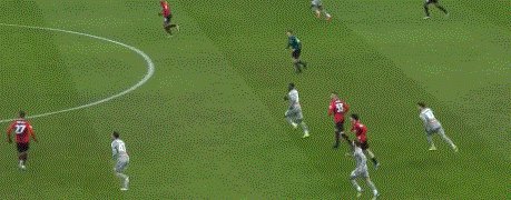 【意杯】吉鲁追平 莱昂加时神吊射 AC米兰3比1晋级