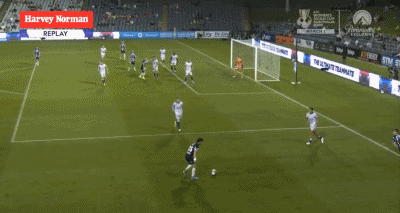 开云官网-麦克阿瑟FC2-2珀斯光荣，库尔托两次失误导致丢球